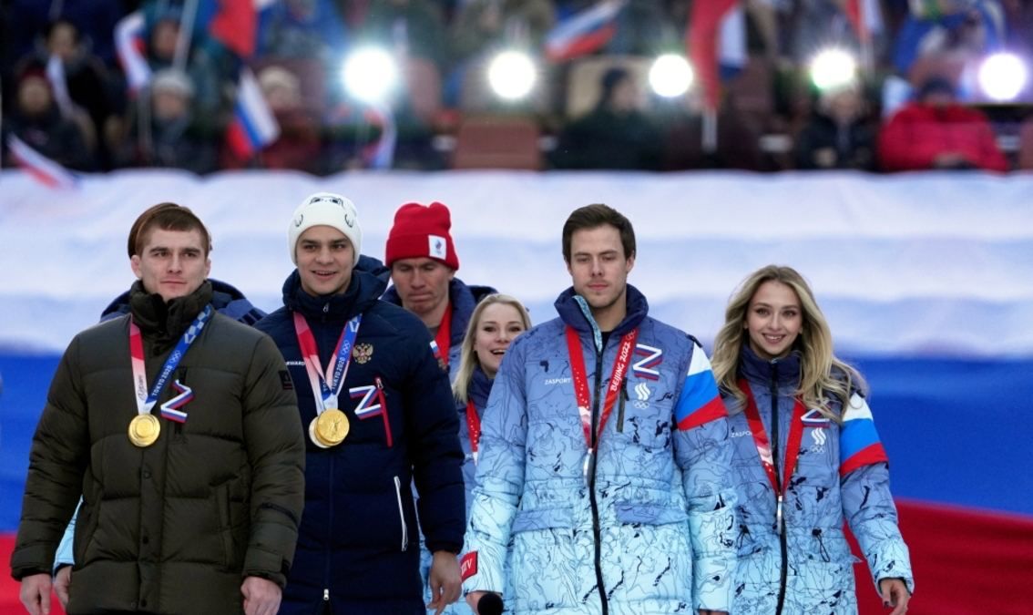 МОК рекомендував повернути спортсменів із РФ і Білорусі до змагань: названо умови