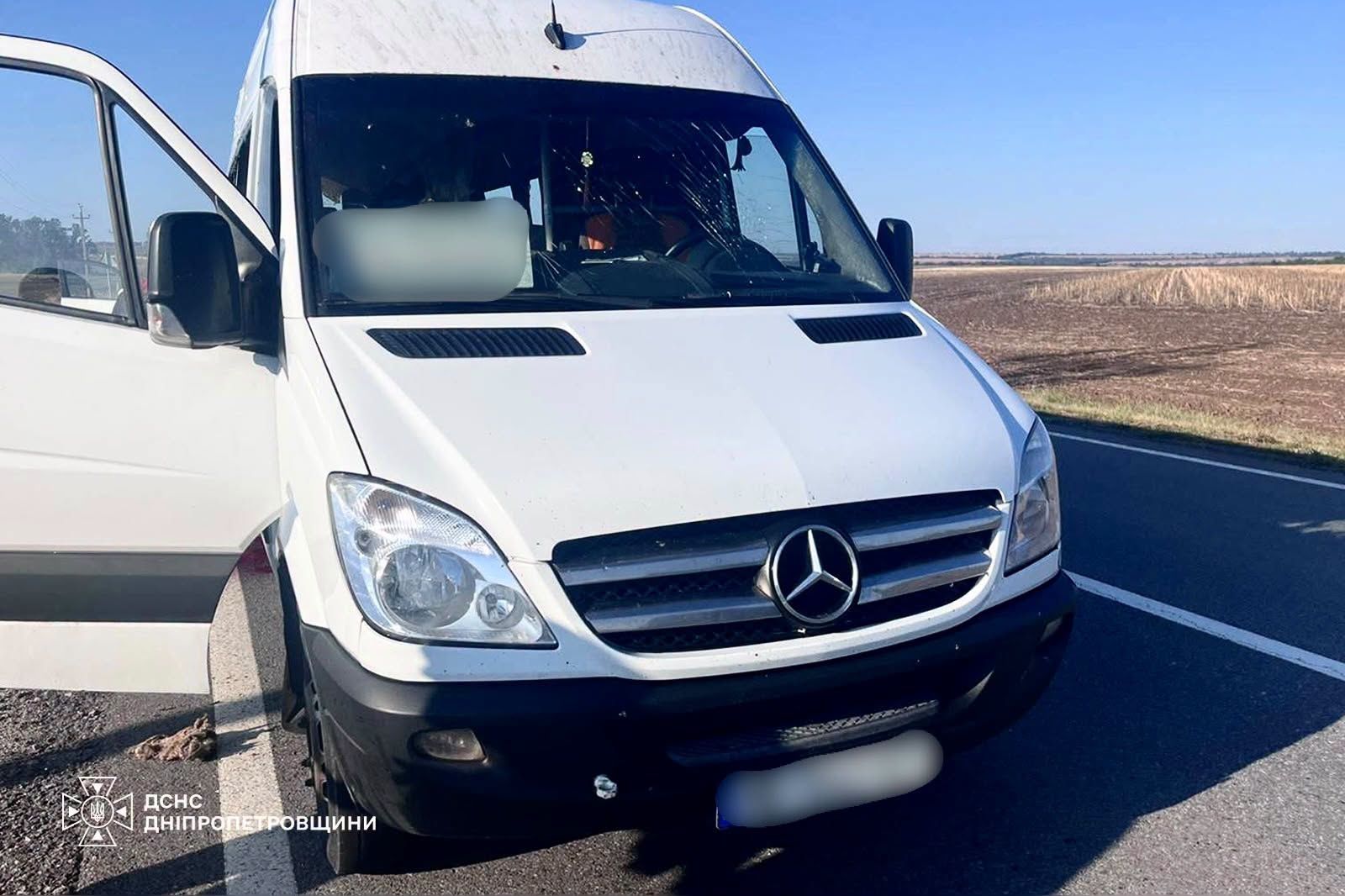 Зеленський розповів про трагедію з мікроавтобусом на Нікопольщині та звернувся до Заходу