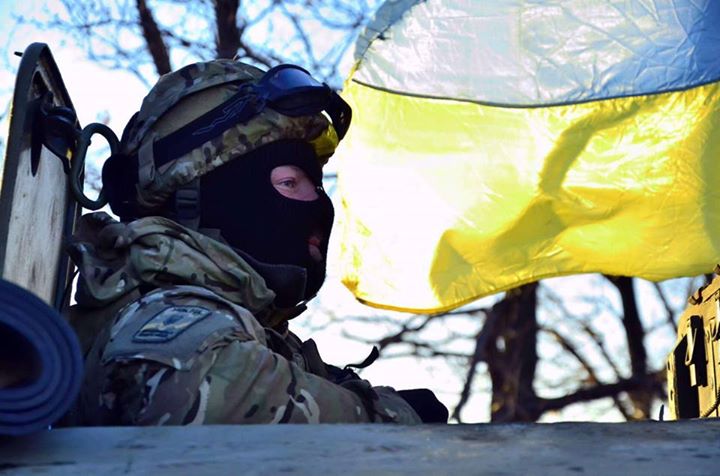 "Вы только берегите себя, мальчики! Молимся за вас! Слава Украине! – знаковый праздник украинских военных взволновал соцсети