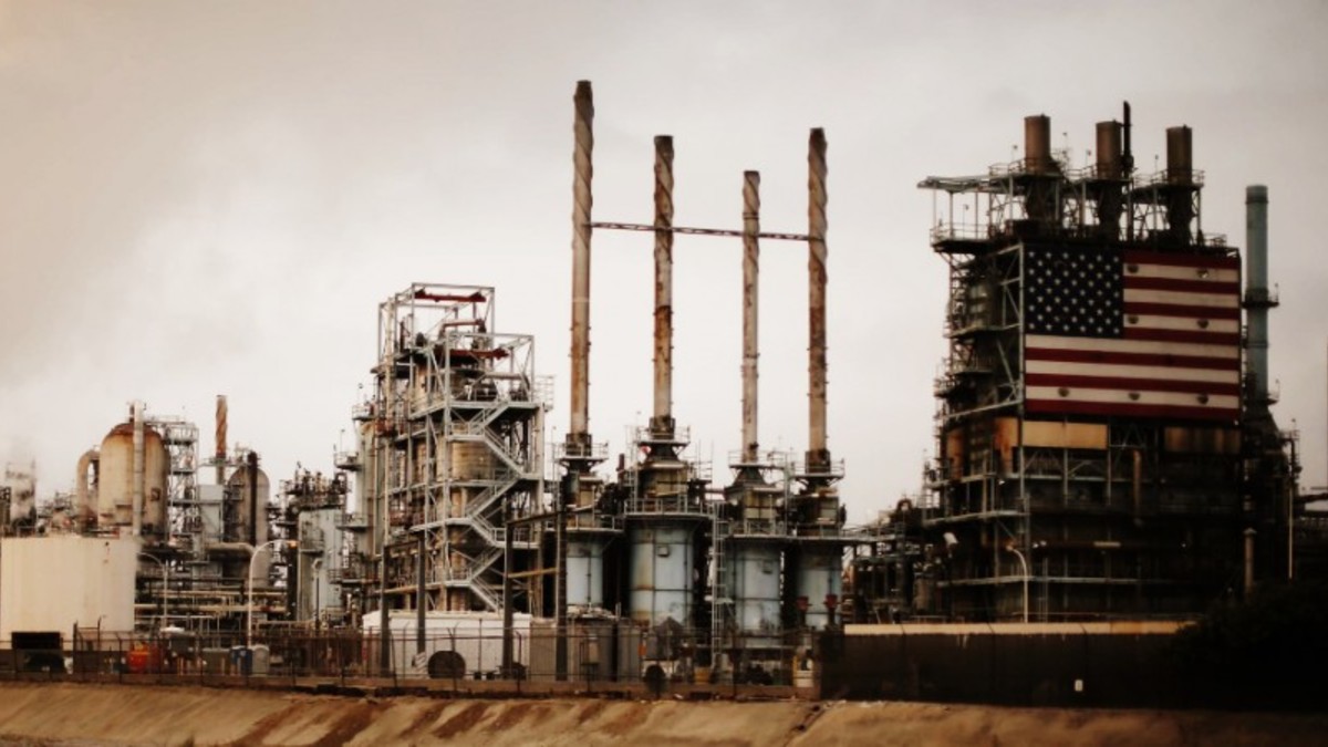 Reuters: нефтяная промышленность в США под угрозой банкротства, производство и скважины закрываются