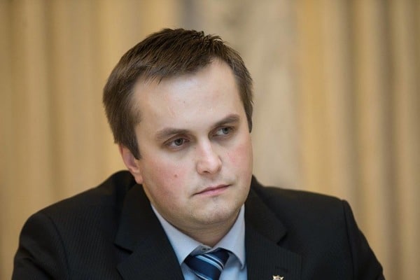 Холодницкий хочет прослушивать украинскую политическую элиту