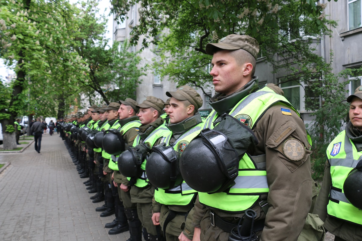 В МВД подвели итоги прошедших в Украине акций и мероприятий 9 мая, посвященных празднованию годовщины победы над нацизмом во Второй мировой войне - видео