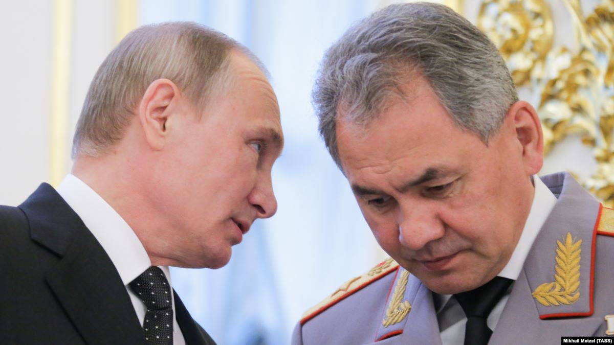 "Заговор с целью государственного переворота?" - рейтинг Путина падает, Лаврова и Шойгу растет