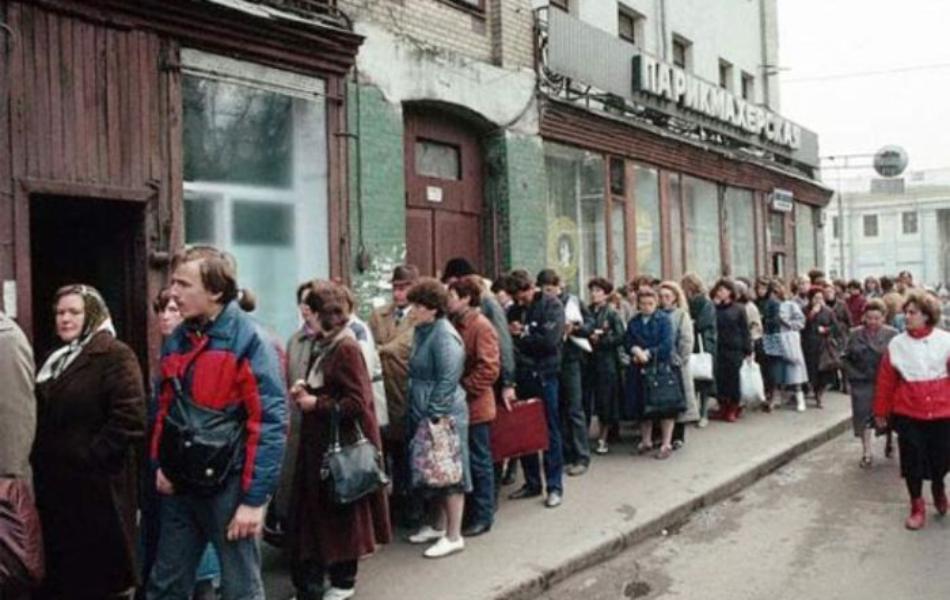 "А если конкретно, не будет ни туалетной бумаги, ни зубной пасты. Путин допустил колоссальную ошибку, которая обернется крахом России", – Сергей Талк