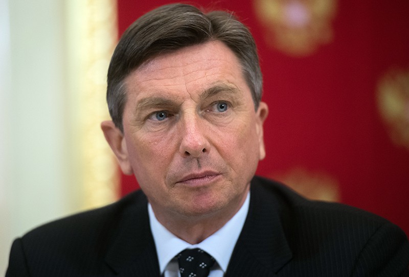 Финальные итоги выборов в Словении: победу с минимальным отрывом одержал действующий президент страны Борут Пахор - Reuters 