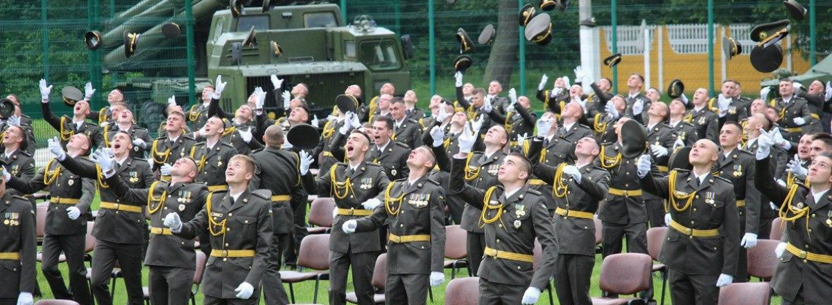 Выпуск молодых офицеров ВСУ во Львове: все прошло в лучших традициях Вест-Пойнта