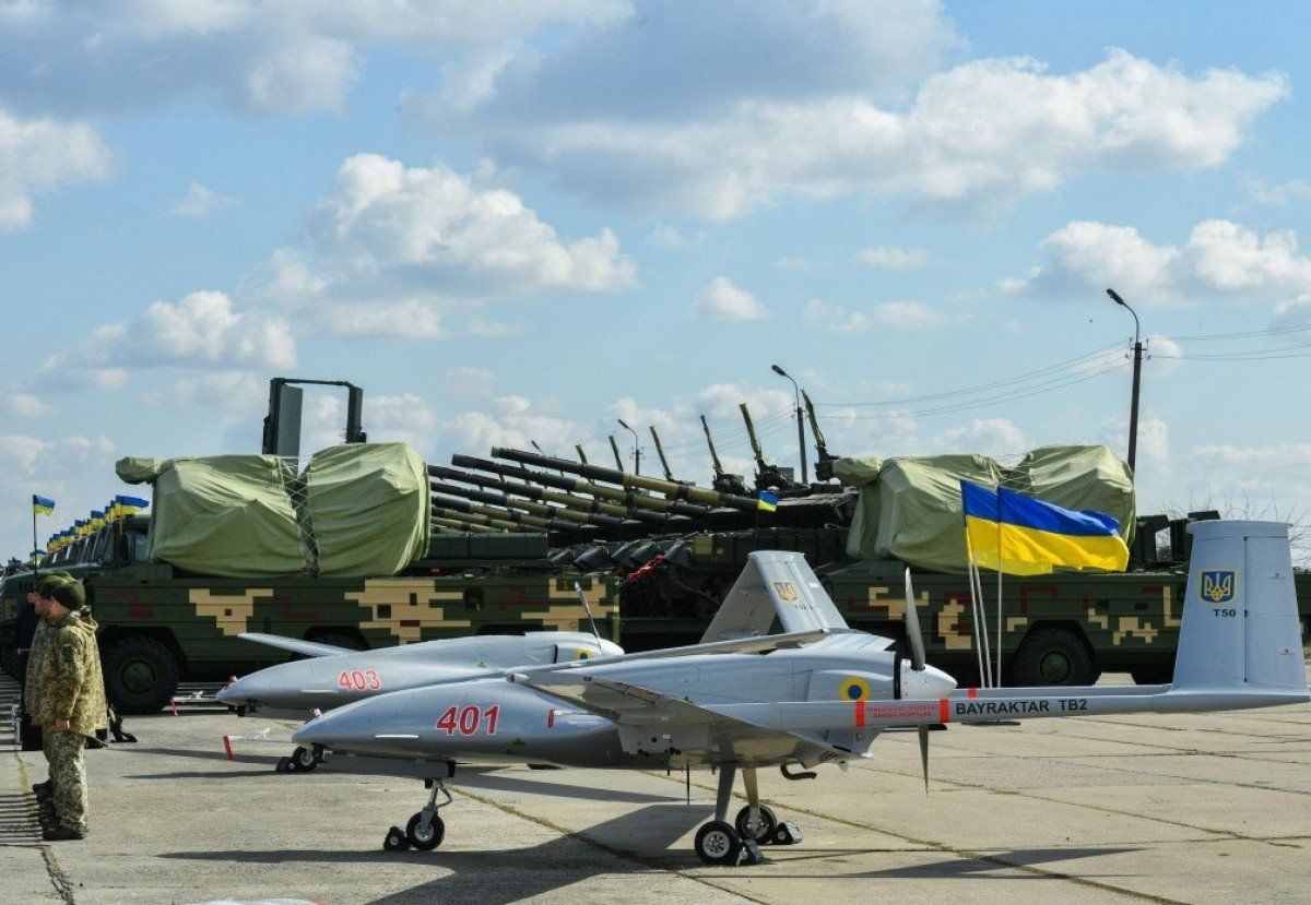 Корветы, вертолеты, беспилотники и танки: СМИ узнали масштабы военной программы Украины и Турции
