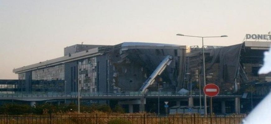 ДНР сообщает о новой битве за аэропорт, обстрелах Донецка и окружении Авдеевки