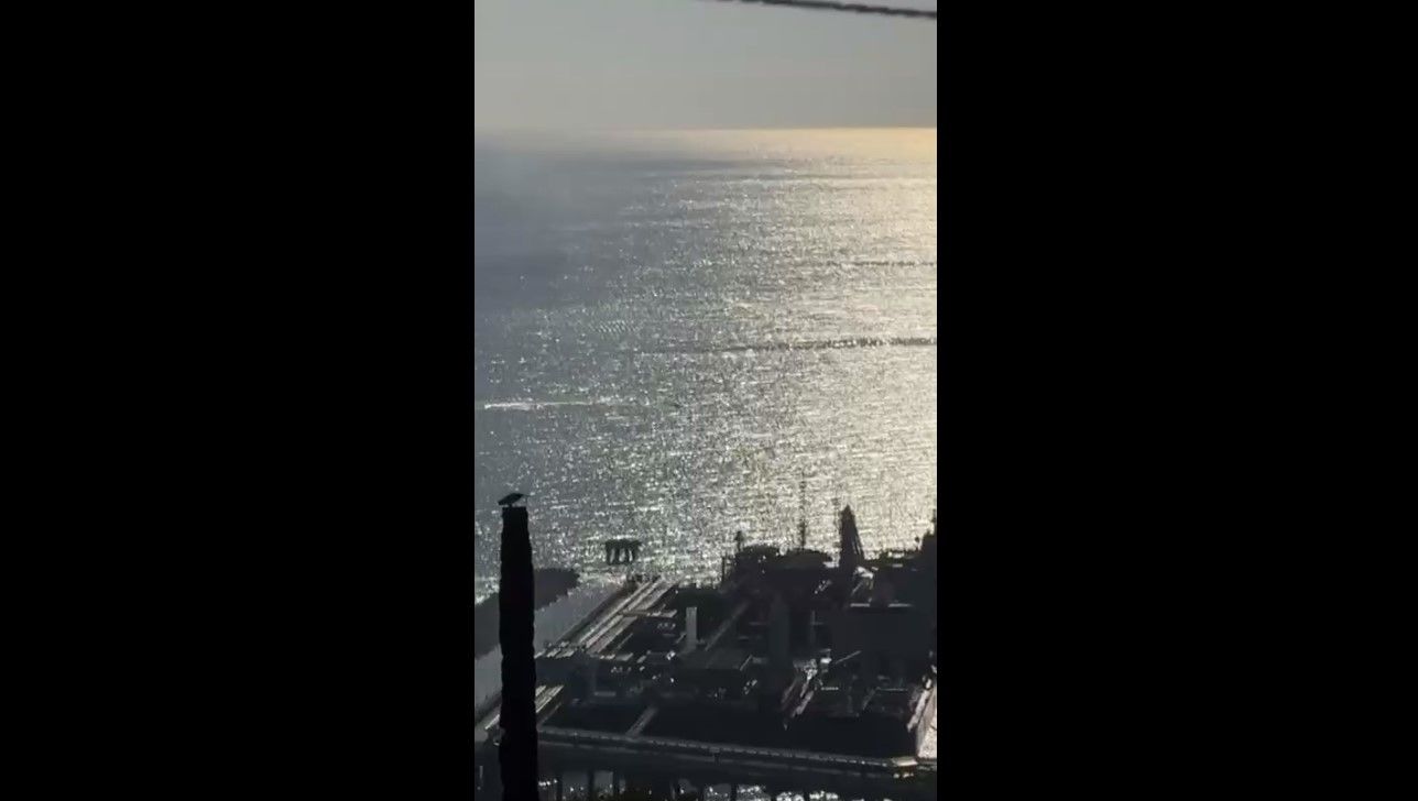 БПЛА и морские дроны накрыли порт врага в Туапсе: что известно