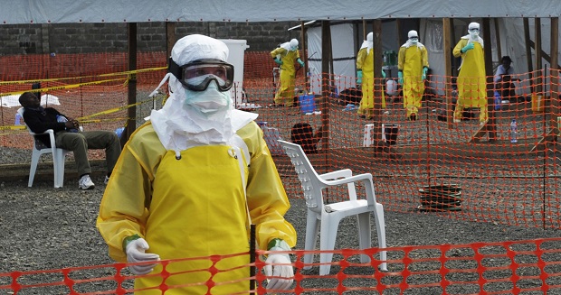 СМИ: мужчина с симптомами лихорадки Эбола изолирован в одной из больниц Праги