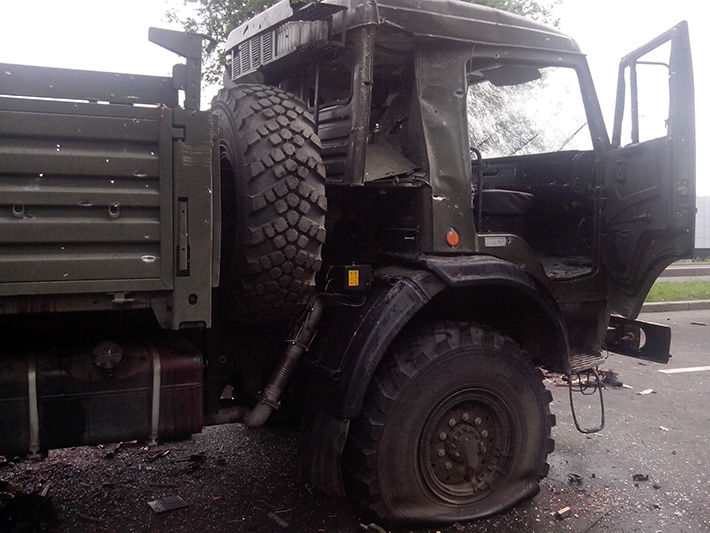 Российские военные потеряли "Камаз" под Донецком: "Сожгли, прямое попадание..."