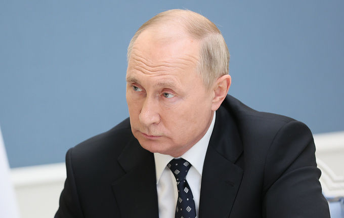 Путин повторил фразу из 2000 года, вспомнив о "девяти беременных женщинах"