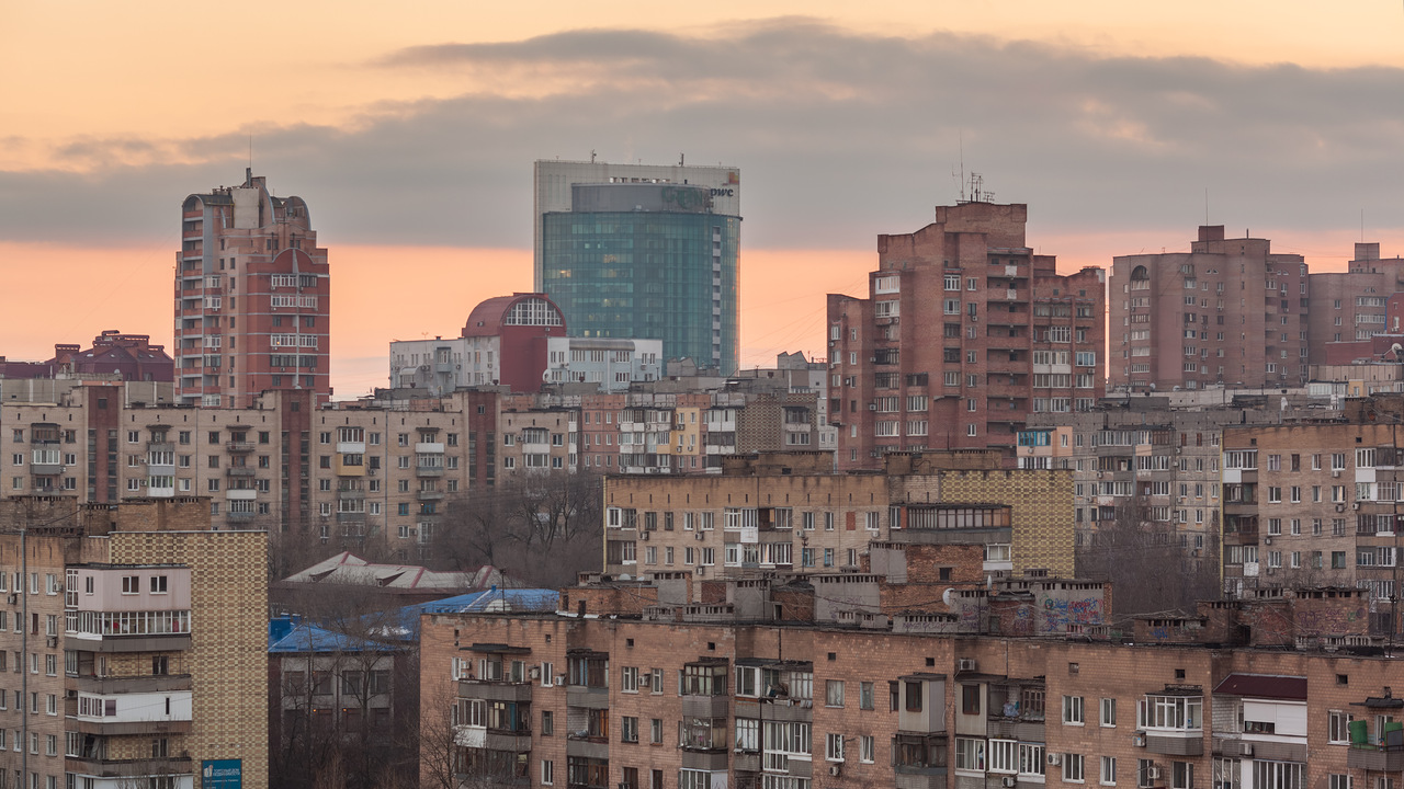 Пасхальный вечер в Донецке проходит под звуки выстрелов, - очевидцы