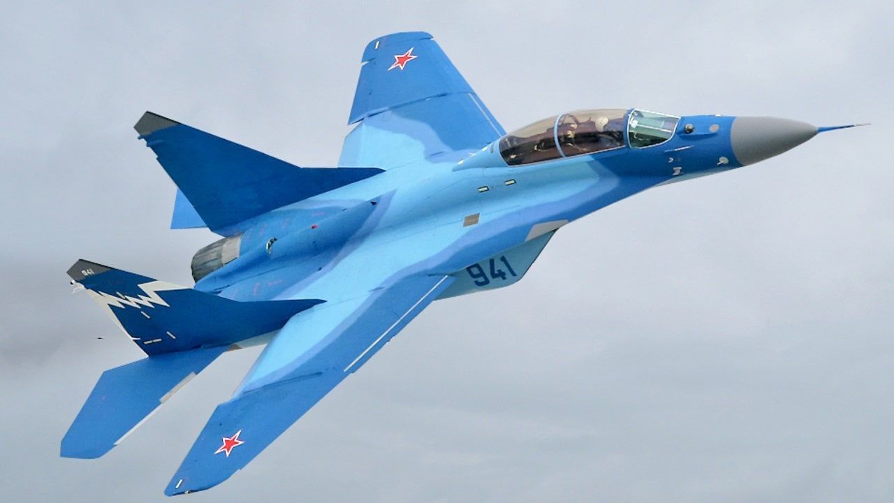 Палубный истребитель РФ "МиГ-29К" остается без миссий и, возможно, будущего – эксперт 