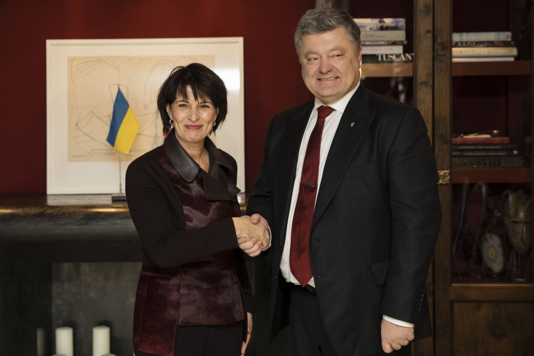 Порошенко объявил сумму финпомощи от Швейцарии: Украина получит транш от Берна в размере $100 млн