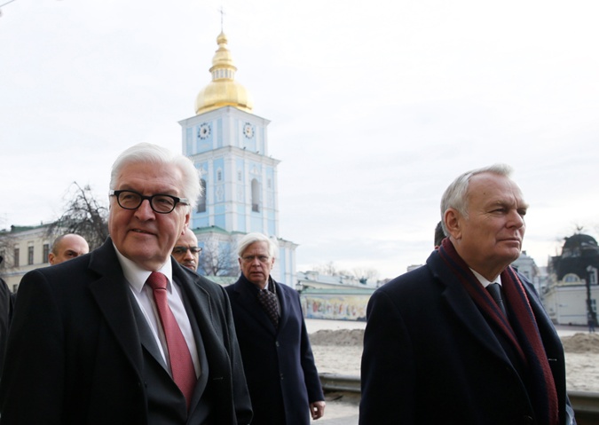 Эро и Штайнмайер через час прилетят в Киев на встречу с Порошенко. Тема дня – Донбасс