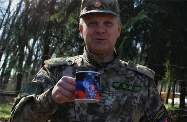​Док "самоликвидировался": на Донбассе умер медик-террорист, обнимавшийся с Грэмом Филлипсом