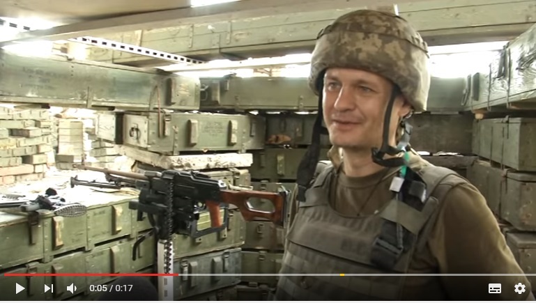 Боец АТО из Одесской области записал рвущее душу обращение для маленькой внучки и дочки с передовой: "Пусть ждут меня, папа и дедушка скоро будет!"