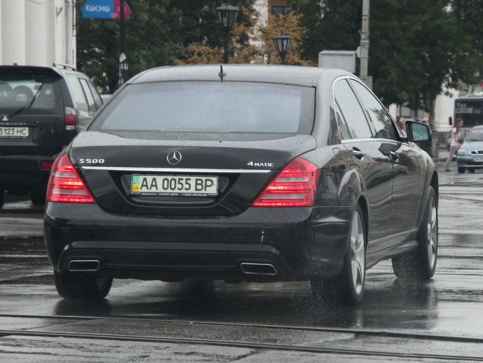 В МВД Украины назвали точную дату введения автомобильных номеров образца ЕС