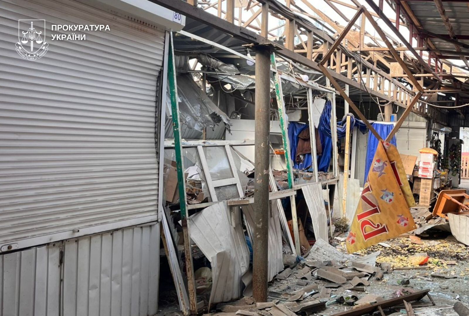 Трагедия в Никополе: в результате удара армии РФ по рынку много погибших и раненых