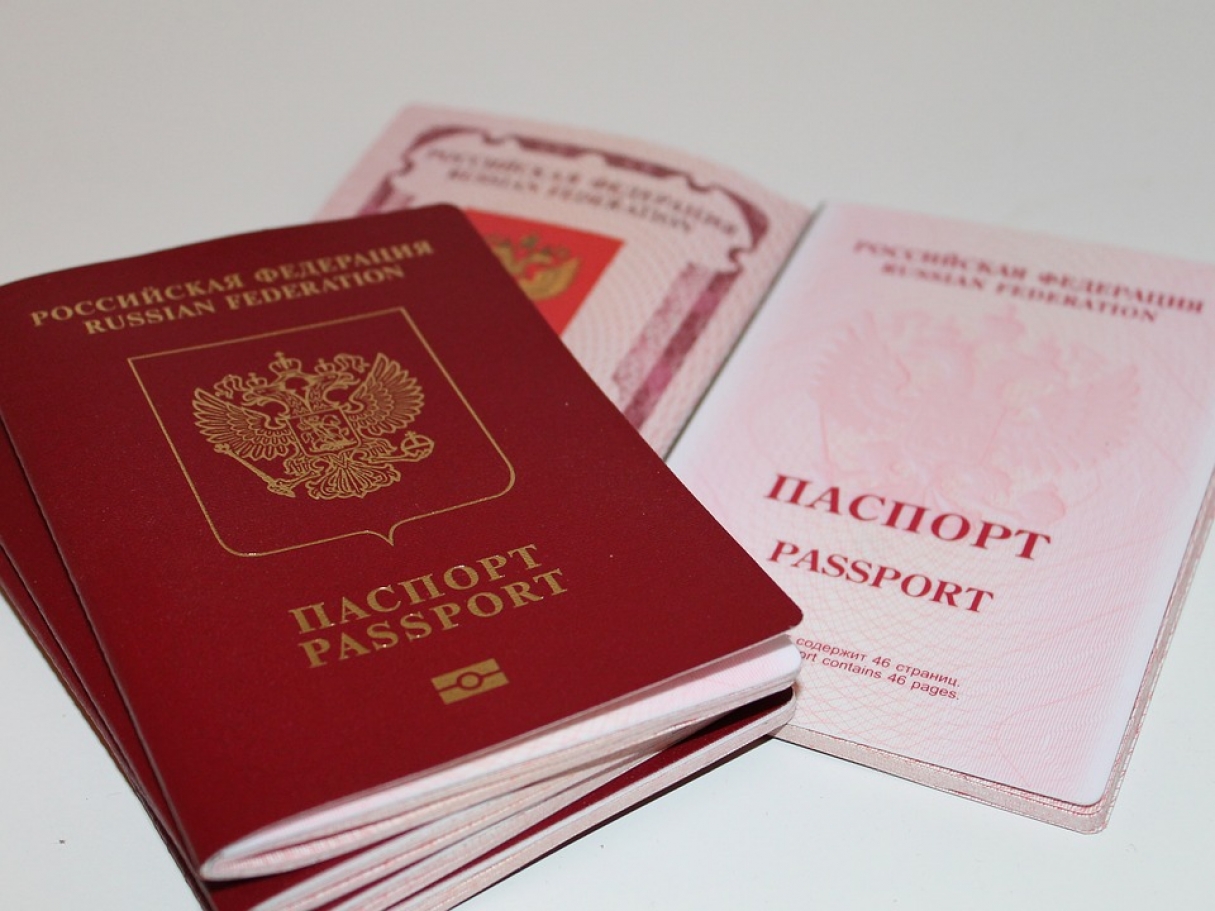 В "ДНР" боятся российских паспортов – блогер Баринов 