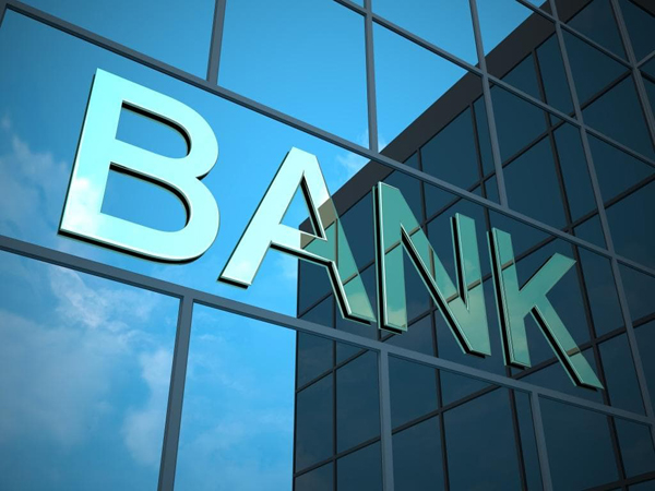 Работа украинских банков идет в ущерб