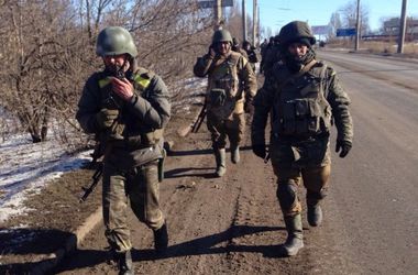 ​Боевики под видом "зачистки" обстреливали дороги, по которым ВСУ выходили из Дебальцево, - «ИС»