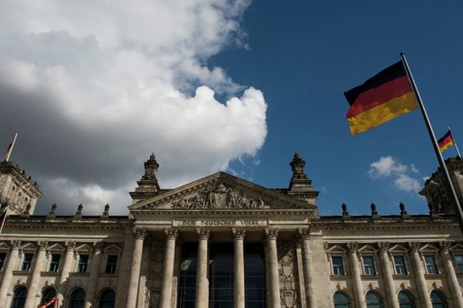 В Германии раскритиковали языковую инициативу партии Меркель