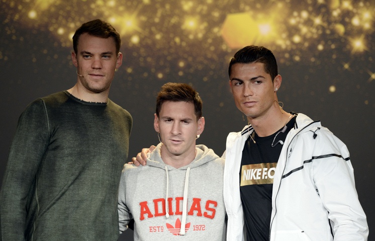 Роналду, Месси и Нойер - в символической сборной ФИФА 2014 года 