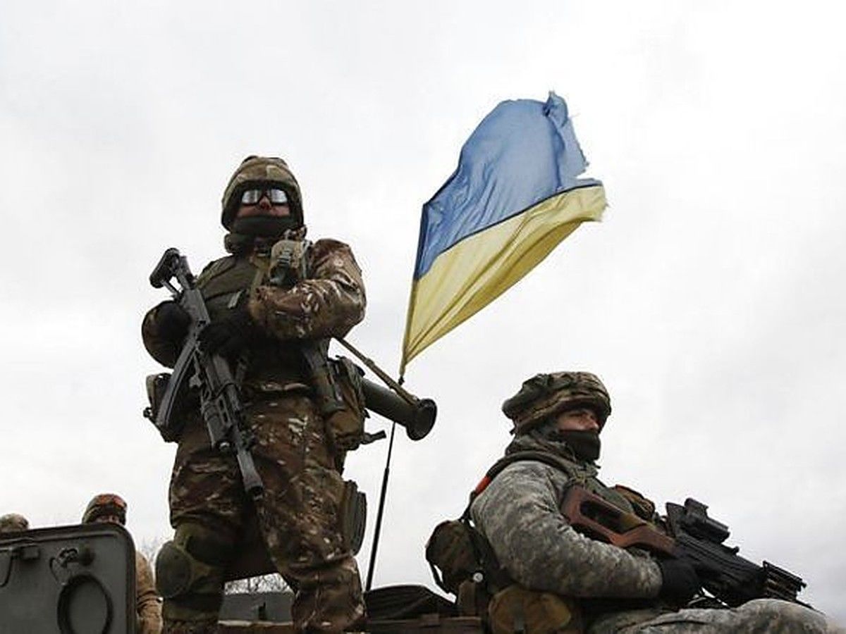 Бутусов: "ВСУ взяли село на Донбассе под полный контроль. Никакой России здесь не будет!"