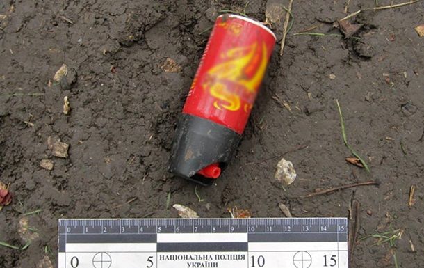 В Запорожье мужчина залил баллончиком лицо полицейскому во время проверки ТЦК