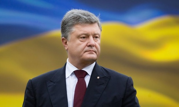 Какой еще "замороженный конфликт"? Да на Донбассе идет настоящая горячая война, Украина теряет своих лучших сыновей!  - Порошенко