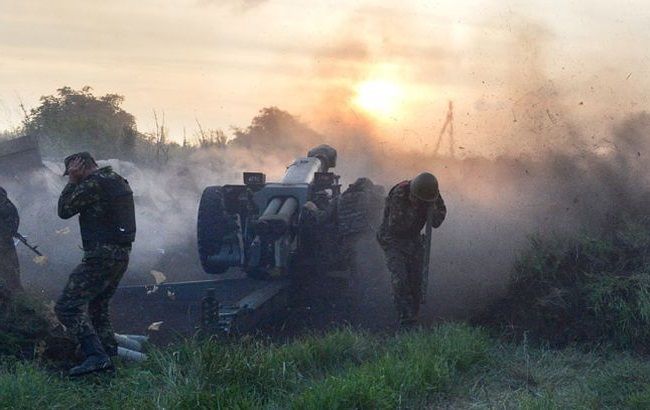 Неподалеку от Марьинки в Зеленом Гае террористы обстреляли группу ремонтной бригады газовиков – Жебривский