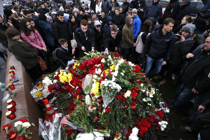 Нардеп: полиция не пускает украинского консула к украинке, которая была с Немцовым во время убийства