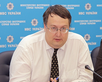 Геращенко: муниципальная полиция займется вопросами не криминального характера