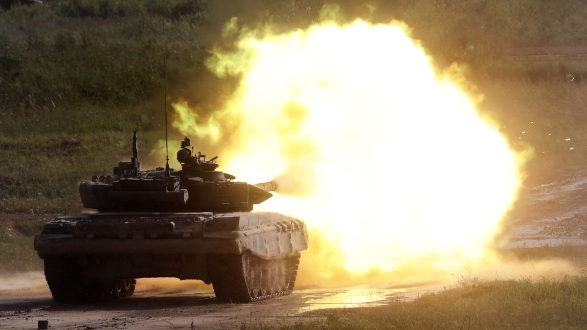 Танк ВСУ прямой наводкой ударил по группе российских снайперов – оккупанты в отчаянии