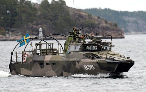 Швеция предоставит Украине рекордную военную помощь, включая десантно-штурмовые катера класса Stridsbat 90 Н