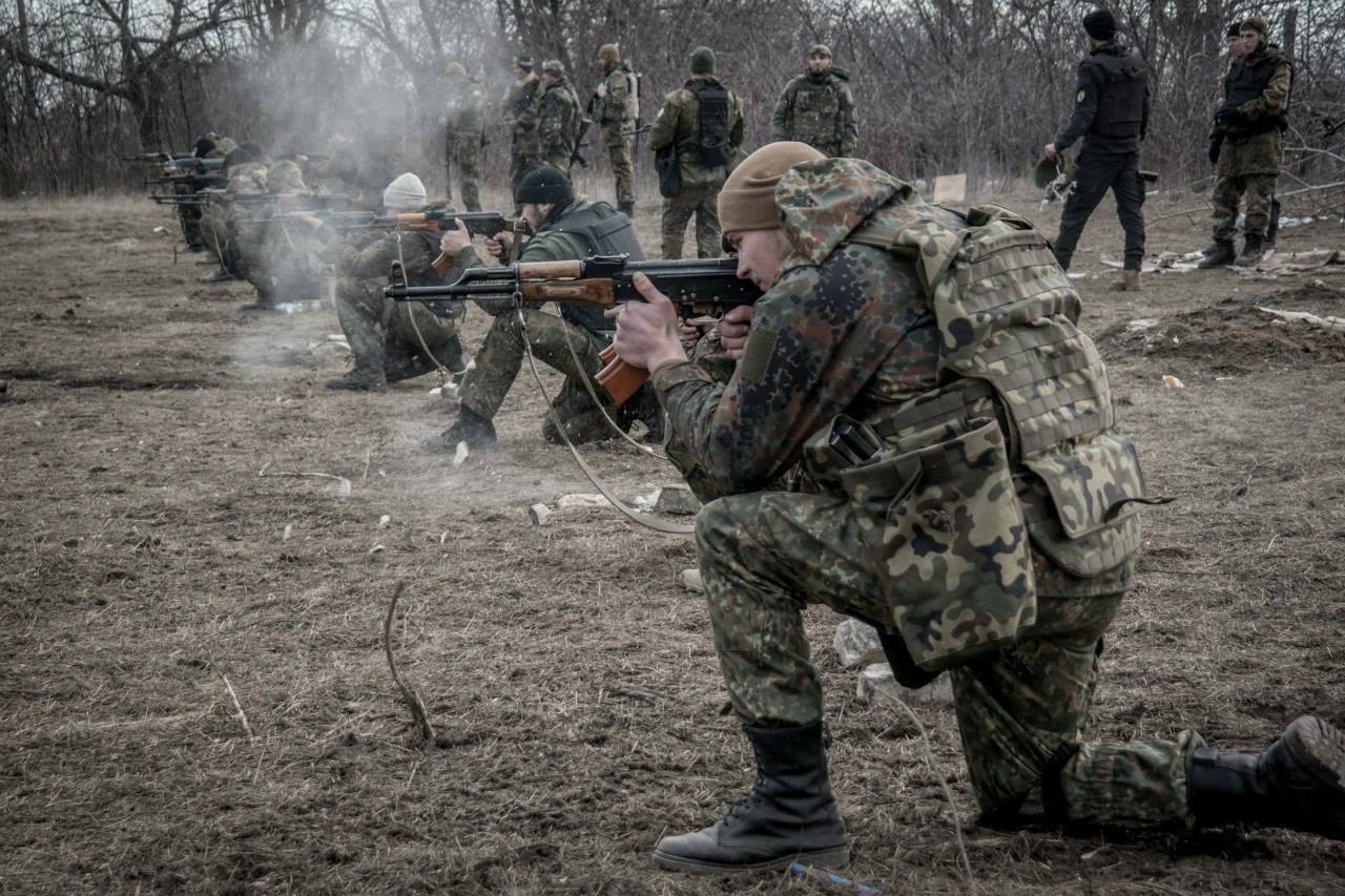 "Азов" отбил очередную атаку боевиков в поселке Широкино 