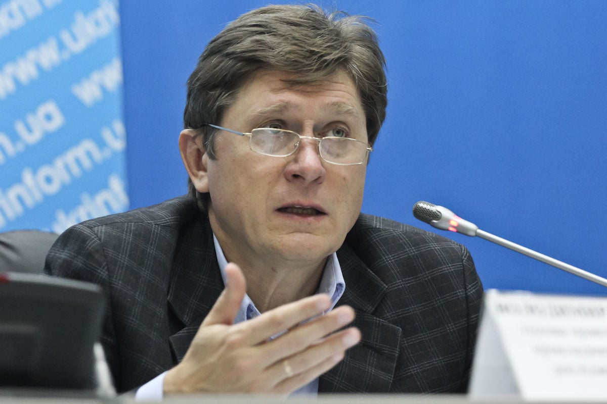 Фесенко рассказал, каким образом подозрение Порошенко скажется на рейтинге Зеленского