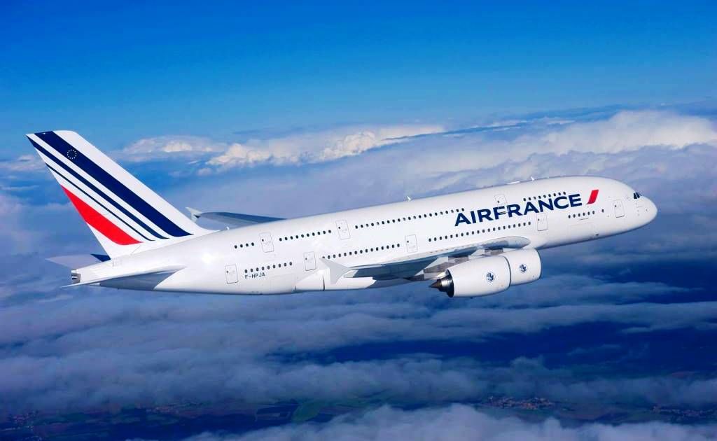 Россия запретила Air France входить в свое воздушное пространство из-за блокады Беларуси 