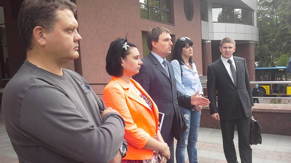 СМИ: Свидетели готовы доказать невиновность Полищука и Медведько в убийстве Бузины