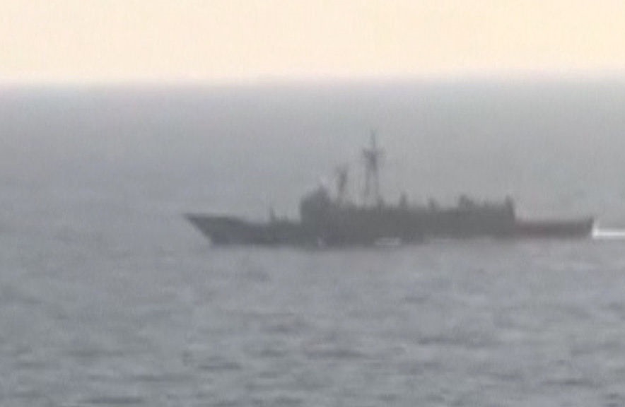 Обломки пропавшего накануне над Средиземным морем лайнера Airbus 320 авиакомпании EgyptAir обнаружены в море египетскими военными