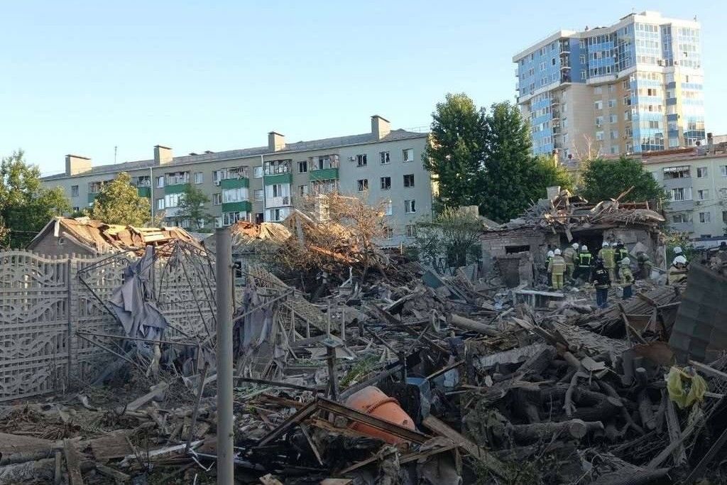 ​Дома в Белгороде, на которые ночью упали ракеты, мешали губернатору РФ Гладкову - источник