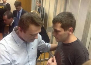 Суд вынес приговор братьям Навальным