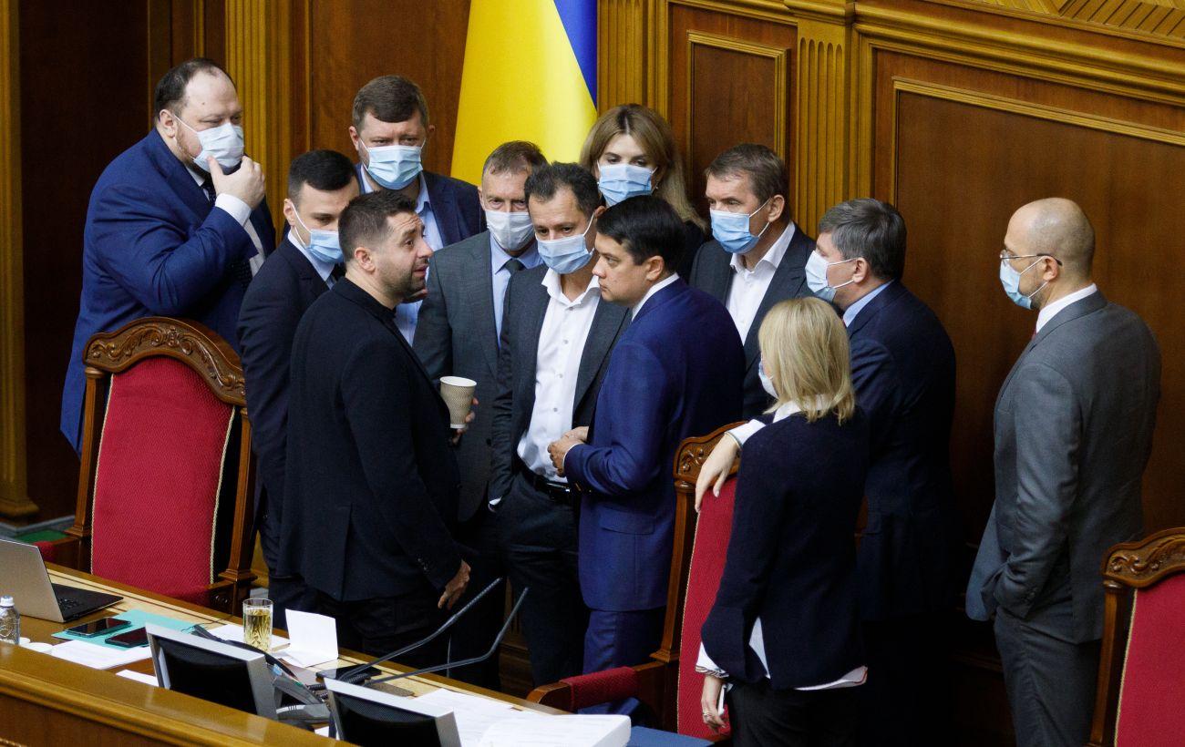 Отставки в Кабмине: какие министры потеряют свои должности до конца 2020-го