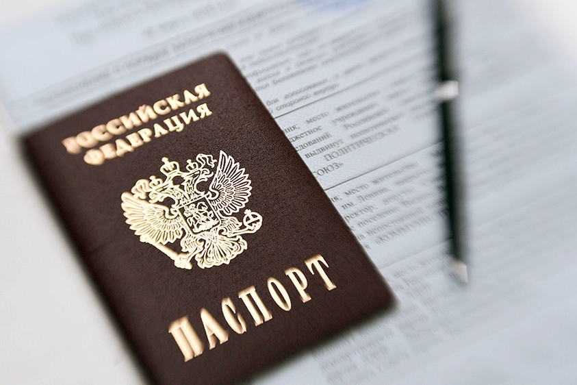 ​Почему Донбасс рано радуется из-за указа Путина о паспортах - пропагандист РФ дал неожиданный ответ