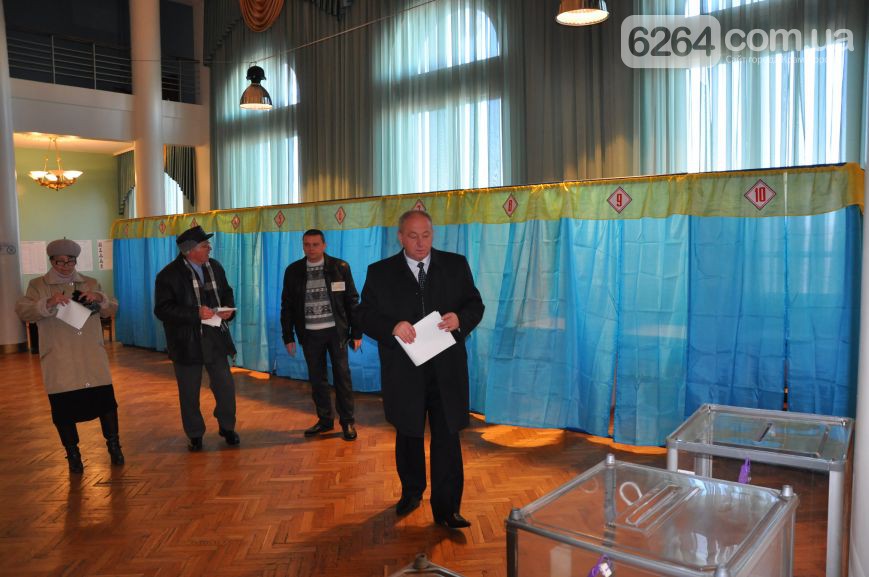 ​Губернатор Донецкой области голосовал как переселенец