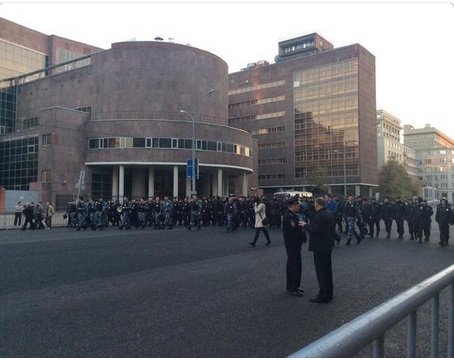 Марш Мира завершается: на встречу активистам вышел ОМОН