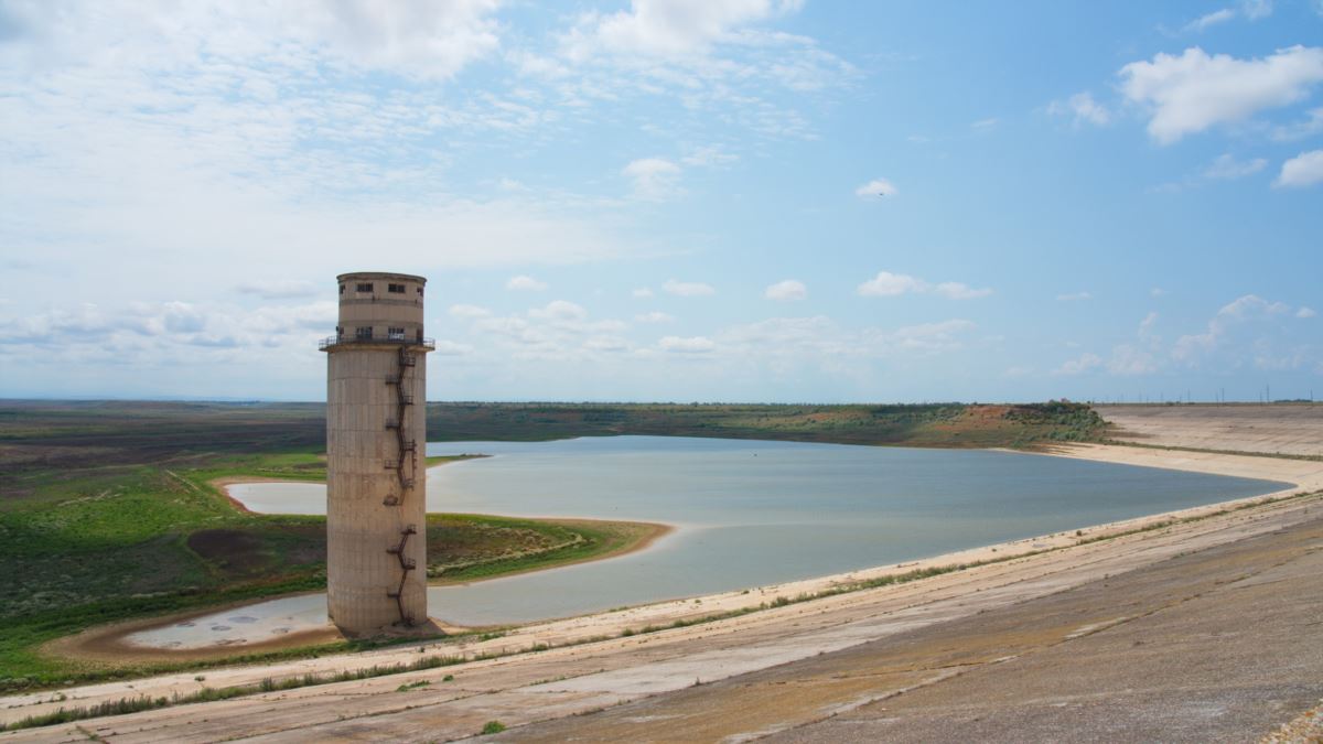 Возобновление подачи воды в Крым: стала известна позиция Зеленского