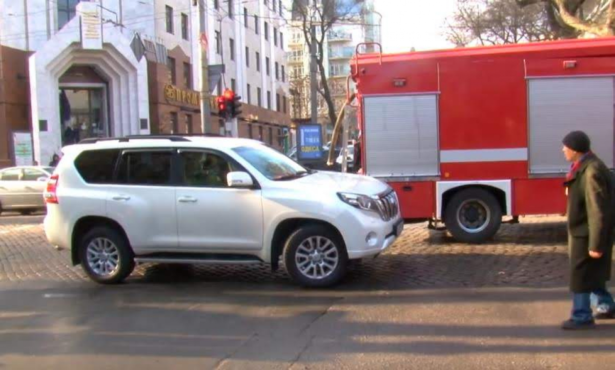 Бегущий Юзик в Одессе напугал пожарных: с такой скоростью бегают только спринтеры